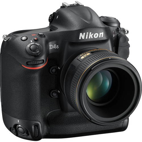 Nikon D4S DSLR Camera